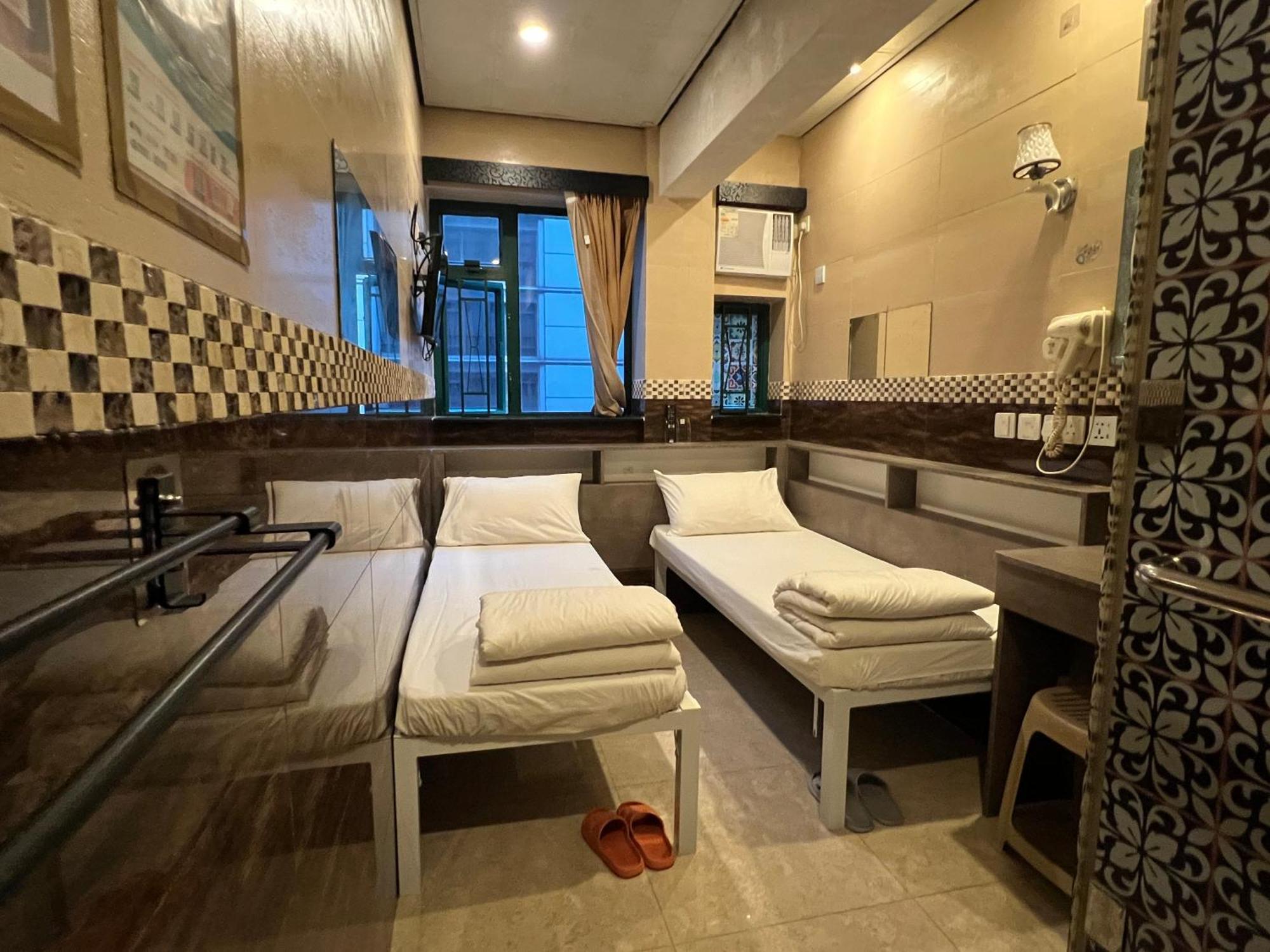 Hop Inn On Nathan Road Гонконг Экстерьер фото