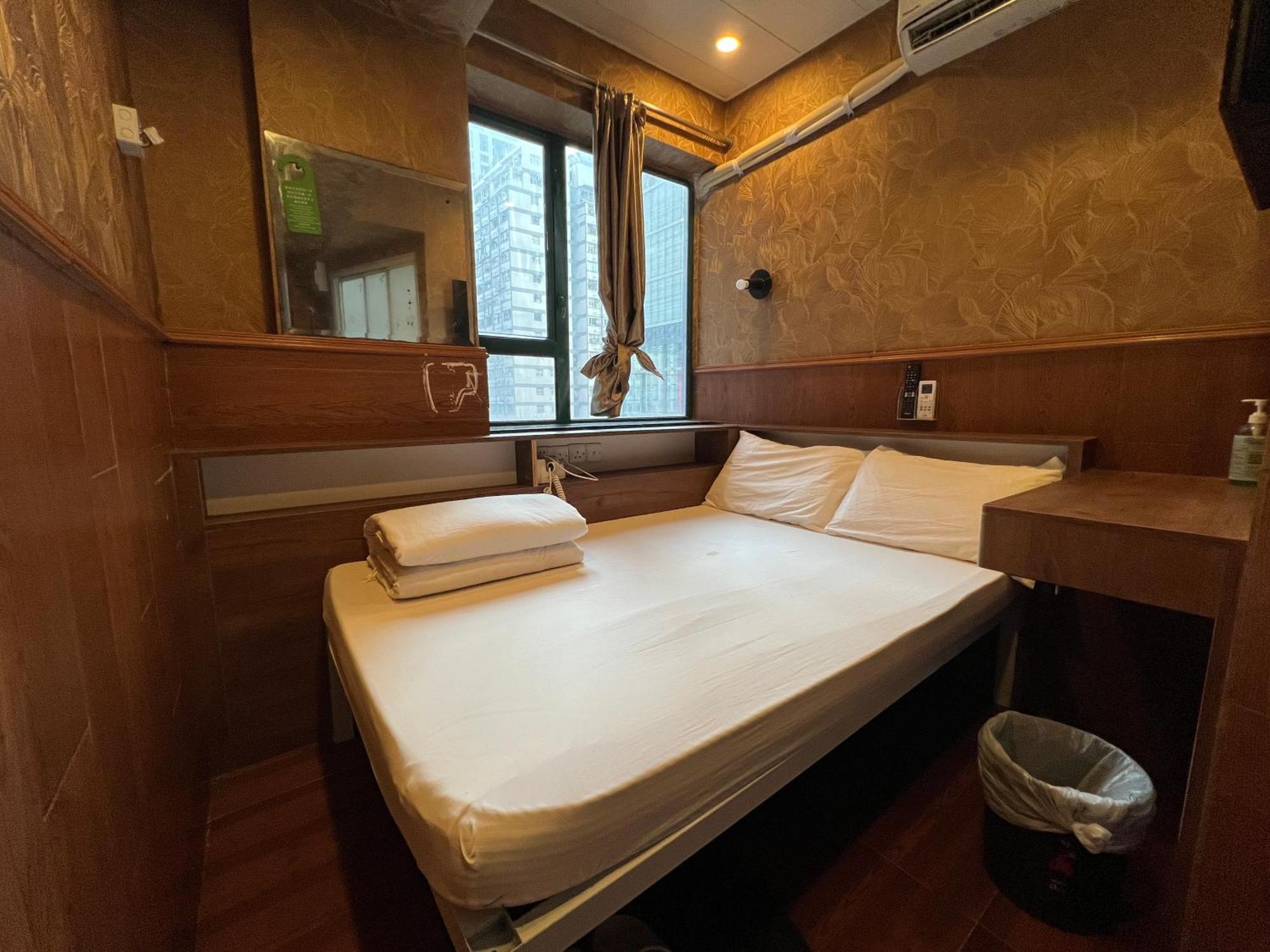 Hop Inn On Nathan Road Гонконг Экстерьер фото