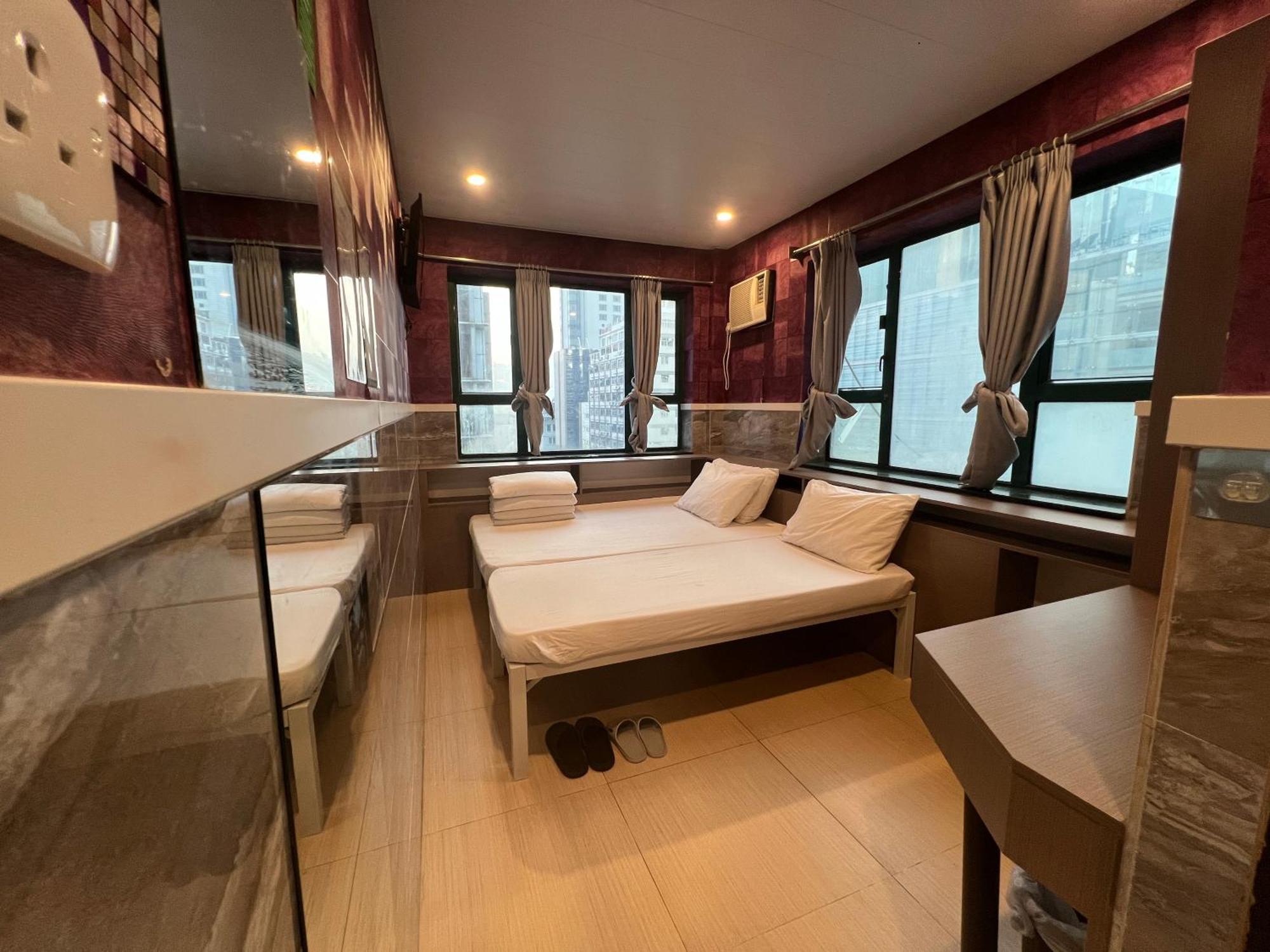 Hop Inn On Nathan Road Гонконг Экстерьер фото